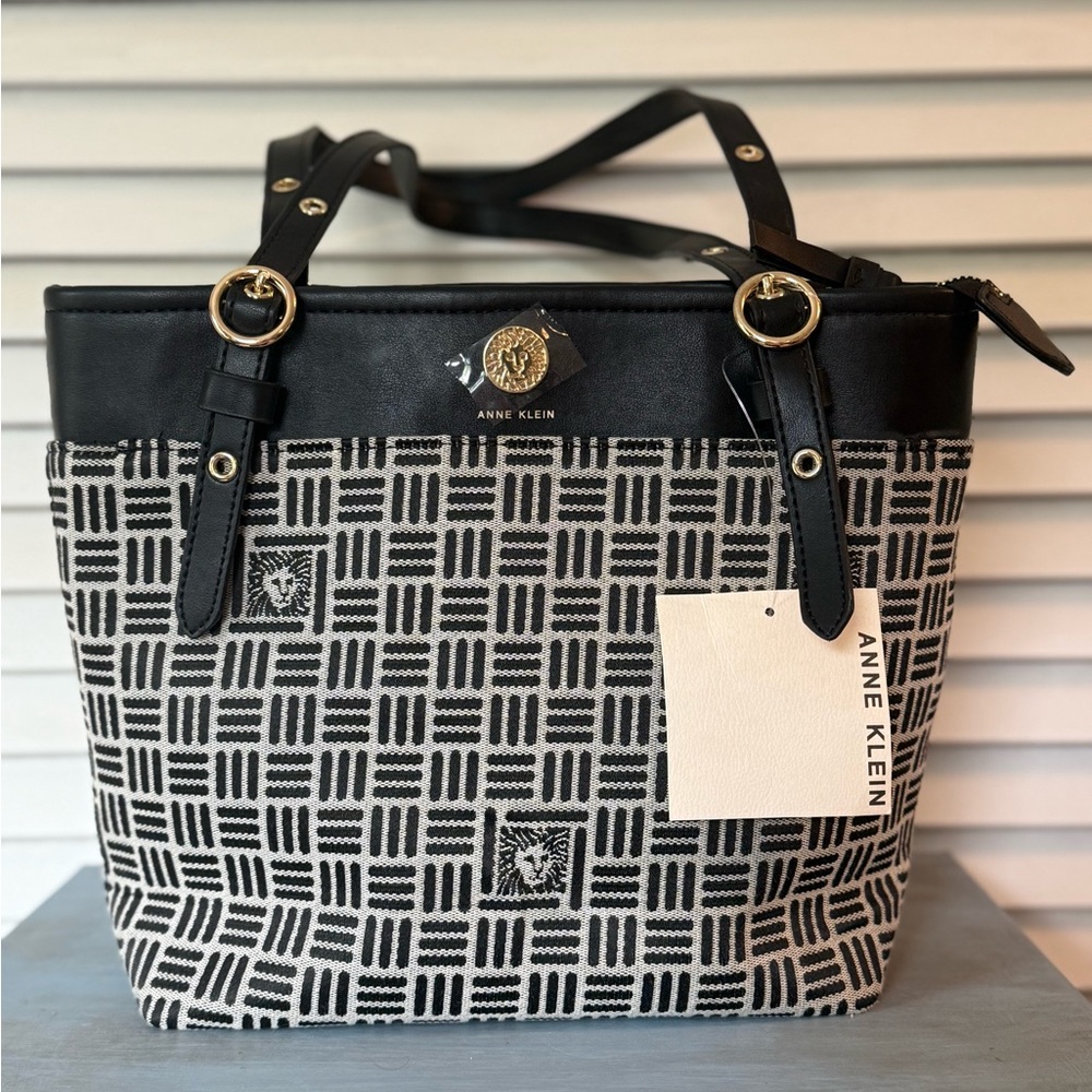 Anne Klein Black & White Patterned Tote Bag – NWT